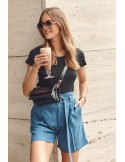 Lockere Shorts mit Gürtel, blau MP47189 – Online-Shop – Boutique